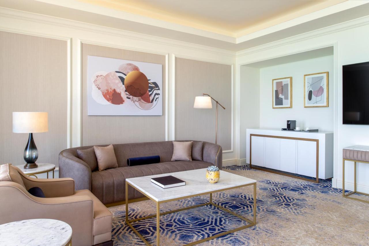 Hotel The St. Regis 5*